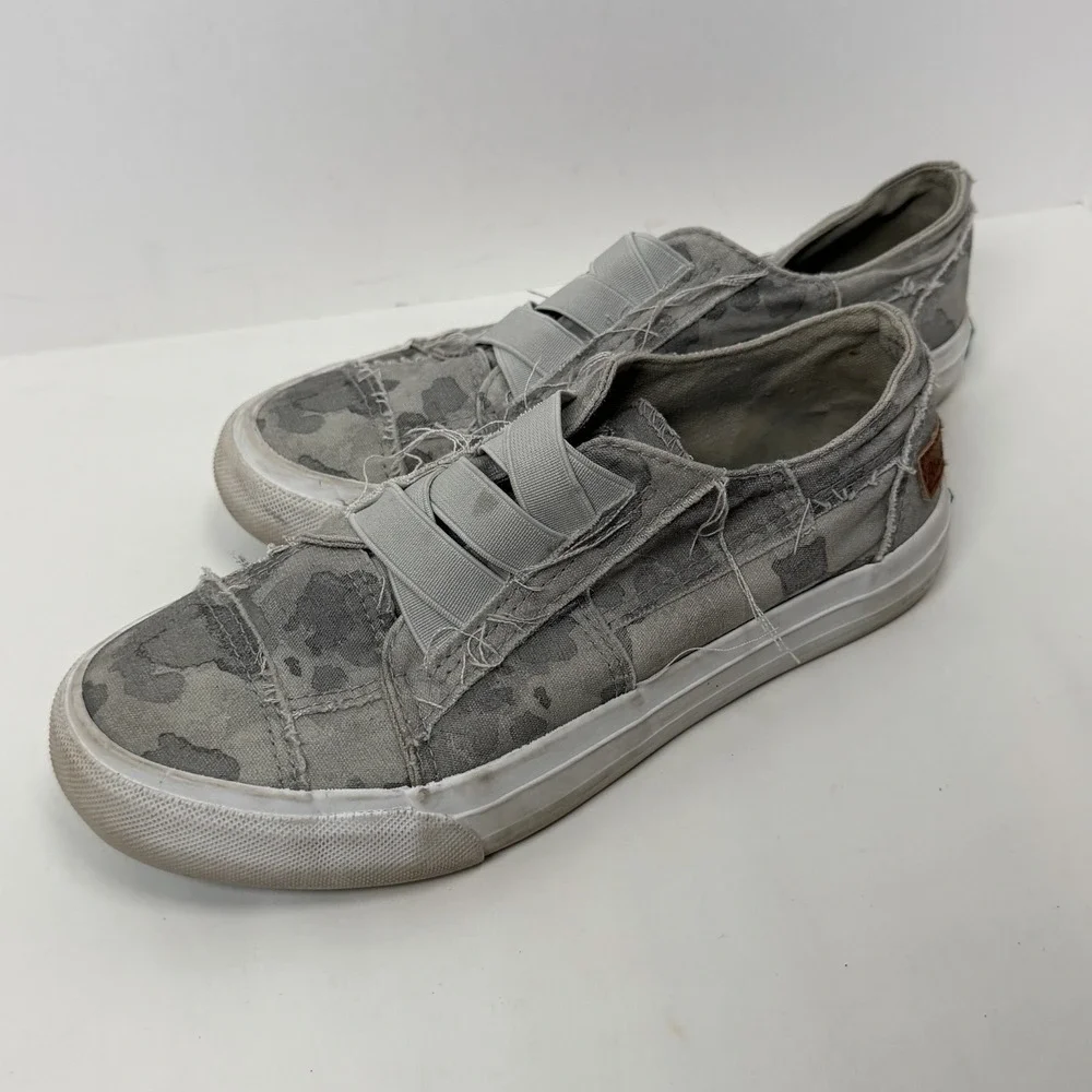 Blowfish Malibu Slip-On Sneakers Girls' Size 2 No Laces Gray Camo